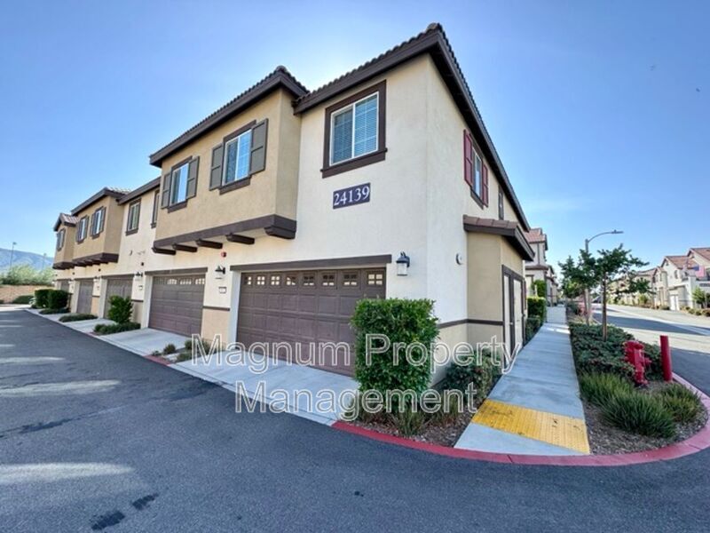 Primary Photo - 24139 Dolcetto Ave