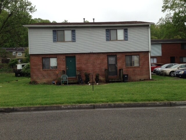 Foto del edificio - Radford, 3 BR / 2 BA