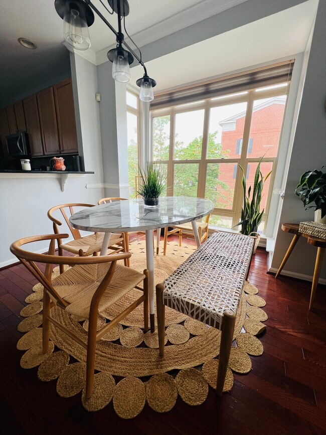 Photo - 122 Lloyd St Townhome