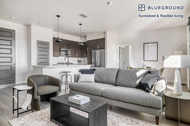 Foto del edificio - 2401 Blake St