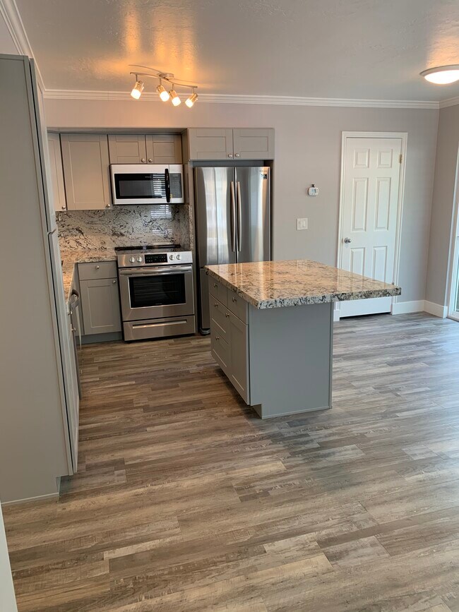Building Photo - 6980 Ufizzi Ct