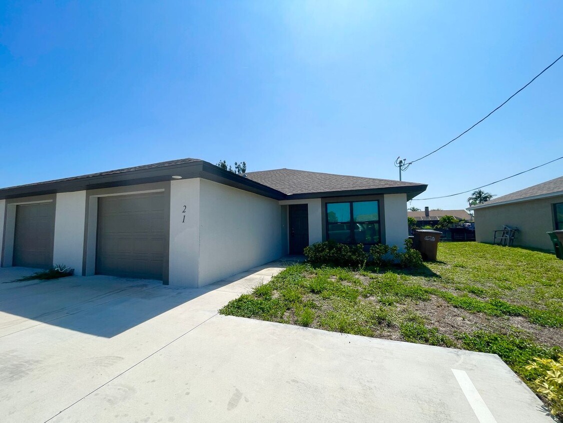 Foto principal - 3/2 In Cape Coral now Available