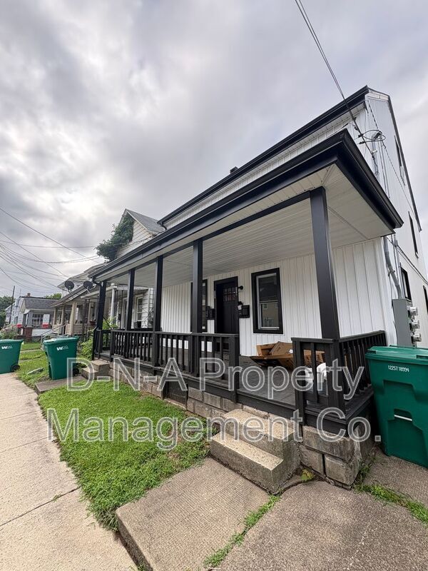 Building Photo - 117 N 9th St