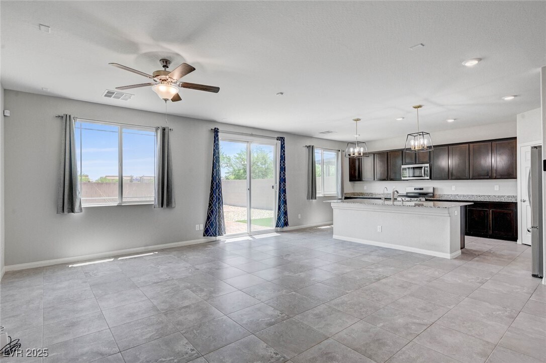 Foto principal - 4443 Stardusk Falls Ave