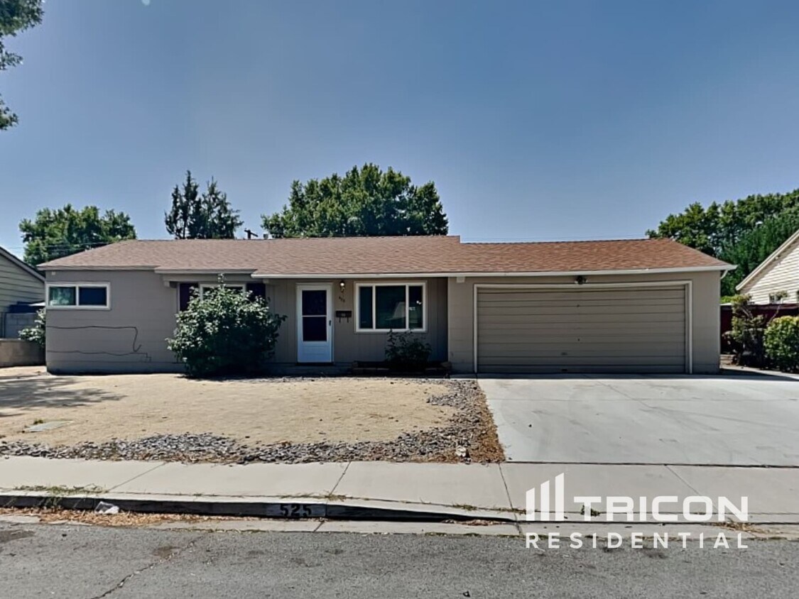 Primary Photo - 525 Sawyer Way Sparks NV