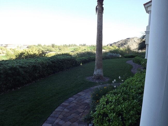 Building Photo - *WONDERFUL UPGRADED, FURNISHED CONDO/GOLF ...