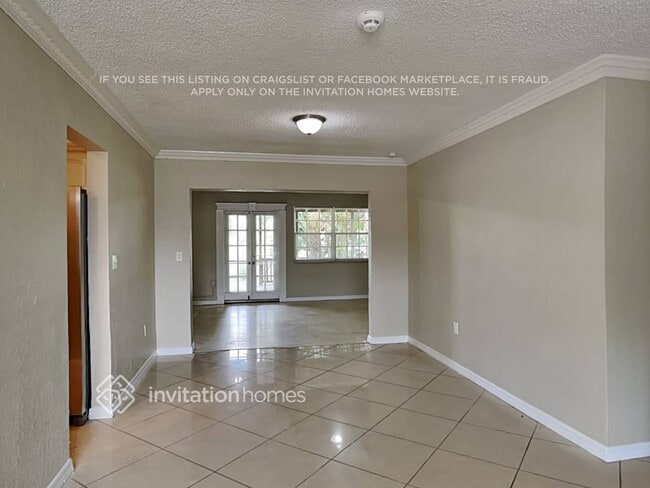 Foto del edificio - 1261 NW 202nd St
