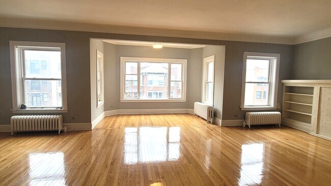 Sala de estar - 6733 S Merrill Ave