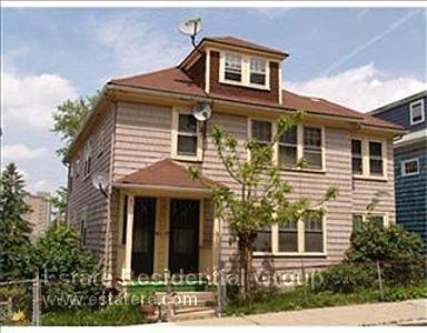 Building Photo - 169 Hillside St