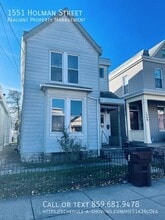 Building Photo - 1551 Holman St