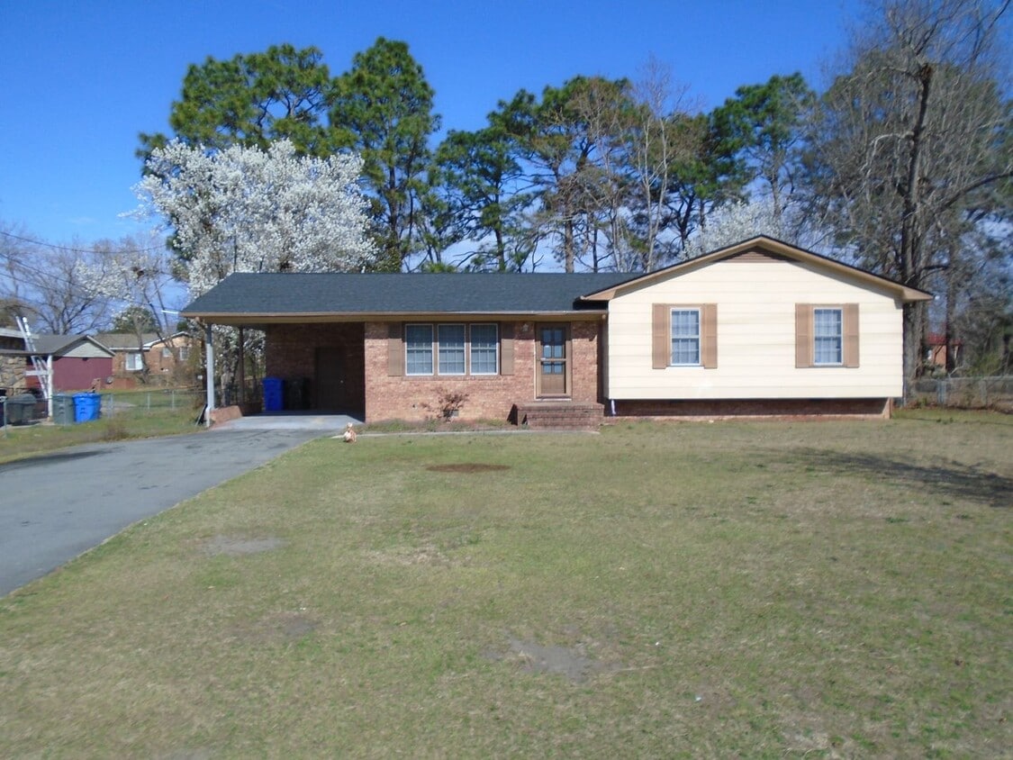 Primary Photo - Warrenwood Estates
