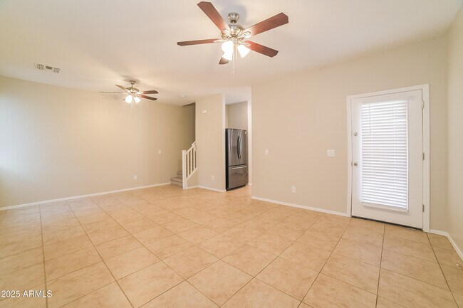 Foto del edificio - 126 N 86th Ln