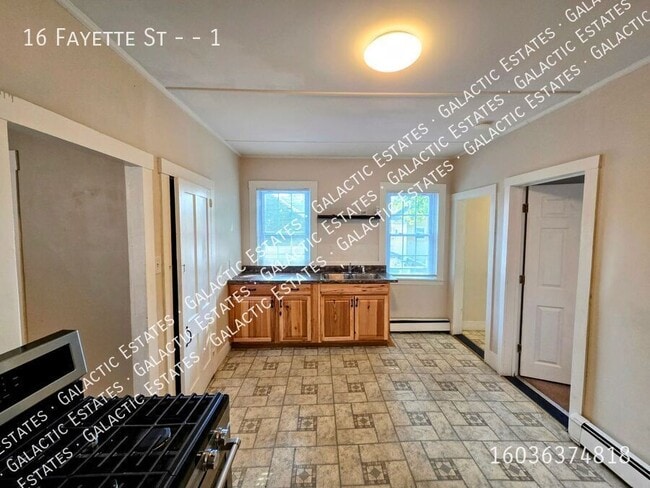 Building Photo - 16 Fayette St