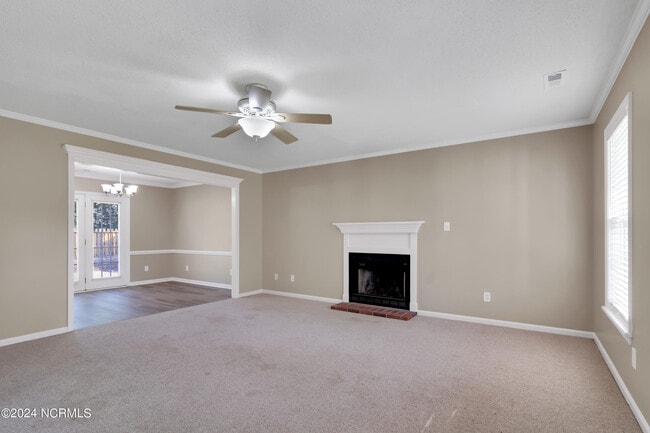 Building Photo - 103 E Carrington Way
