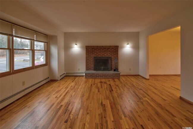 Building Photo - 37 Sound Beach Blvd