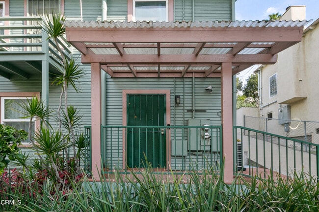 Building Photo - 1639 Redcliff St