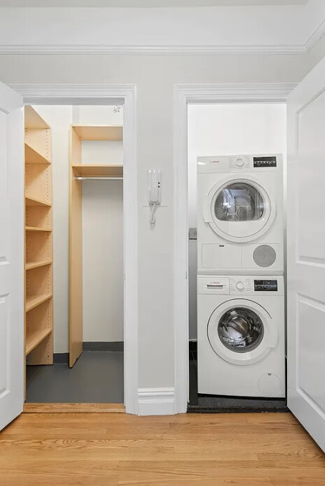 LANDRY - 34 E 67th St