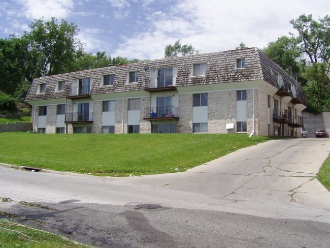 Building Photo - McKenna Apartments