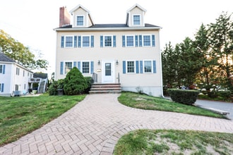 Building Photo - 370 Franklin St