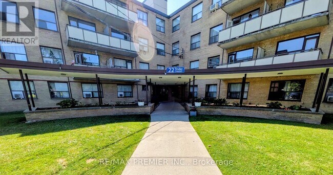 Building Photo - 22 Tinder Crescent
