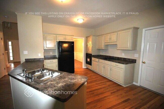 Foto del edificio - 7280 Waters Edge Dr