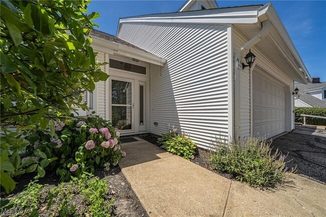Foto del edificio - 5760 Emerald Ridge Pkwy