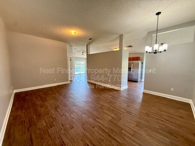 Foto del edificio - 3139 Mountain Ash Rd E