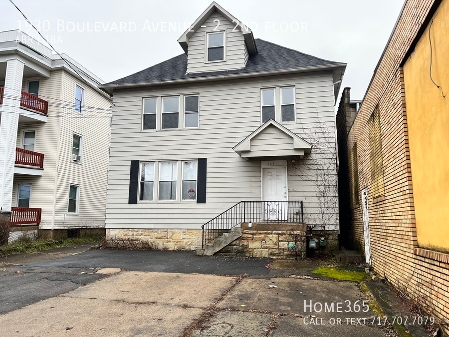 Spacious 4 bedroom, 1 bathroom apartment! Townhome Rentals in