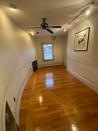 Building Photo - 171 Beacon St