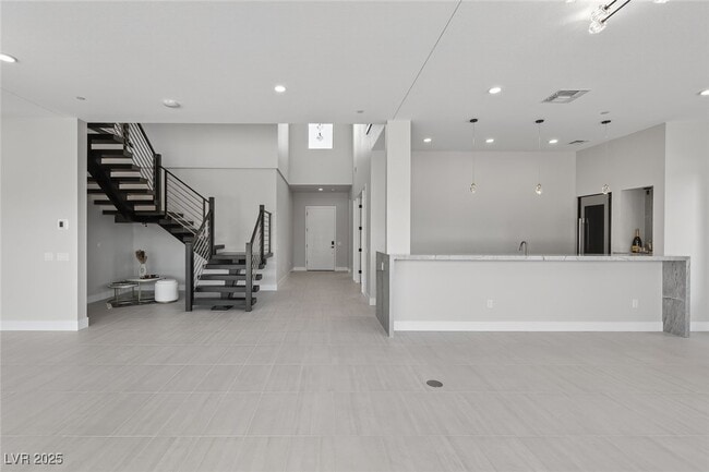 Foto del edificio - 10663 Stone Ledge Ave