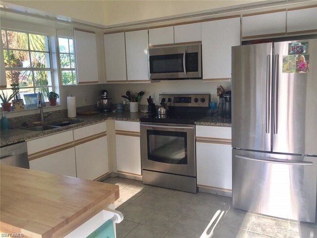 Building Photo - 14985 Rivers Edge Ct