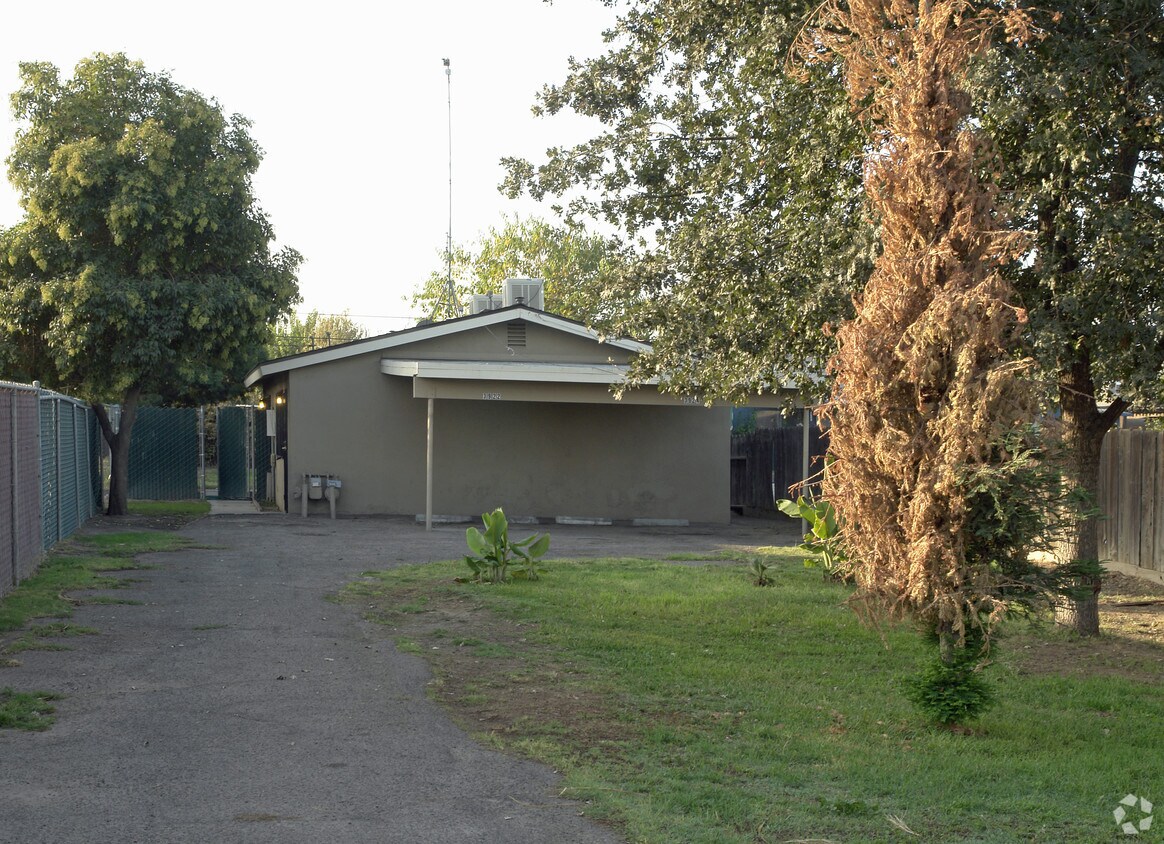 Primary Photo - 3924 Laurite Ave