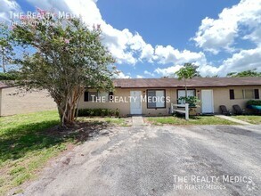Building Photo - 836 W Rosewood Ln