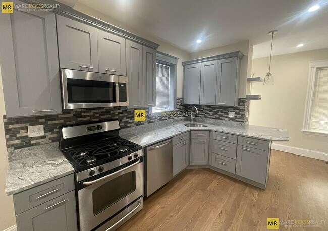 Building Photo - 78 Summer St