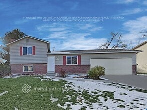 Building Photo - 10709 Owens St