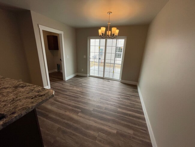 Building Photo - 2111 Morocco Dr