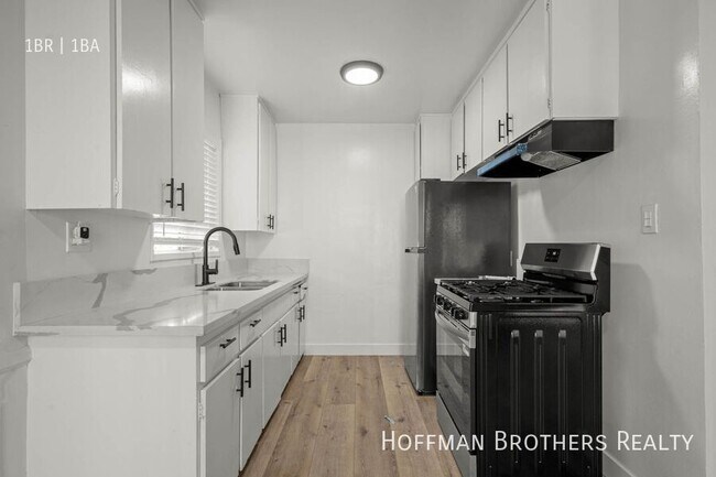 Building Photo - 3878 Potomac Ave