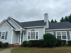 Building Photo - 105 Juniper Ct