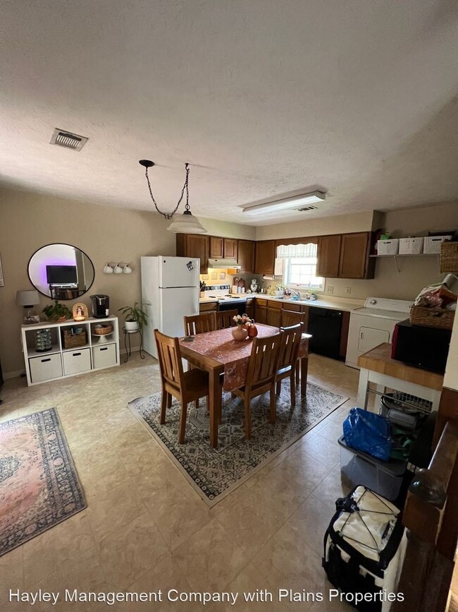 Building Photo - 2 br, 1 bath House - 522 E University Dr