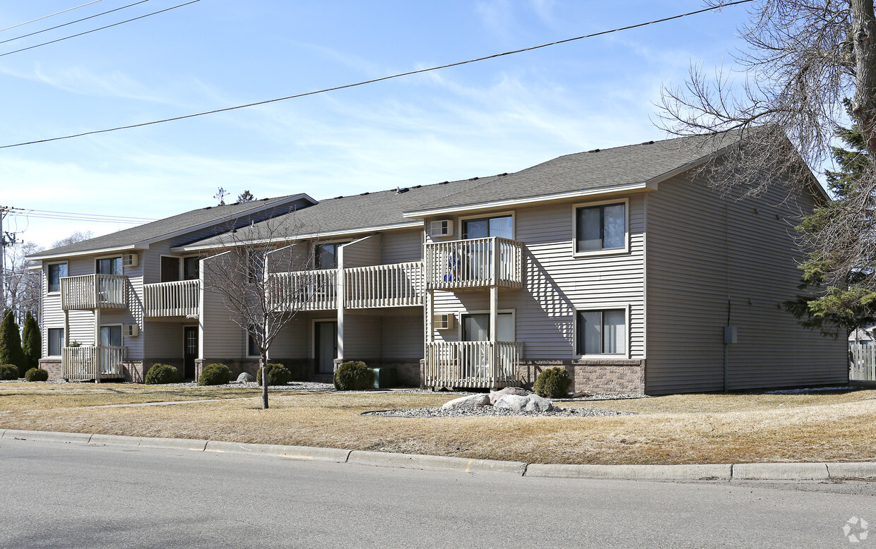 Foto del edificio - Meadowbrook Apartments