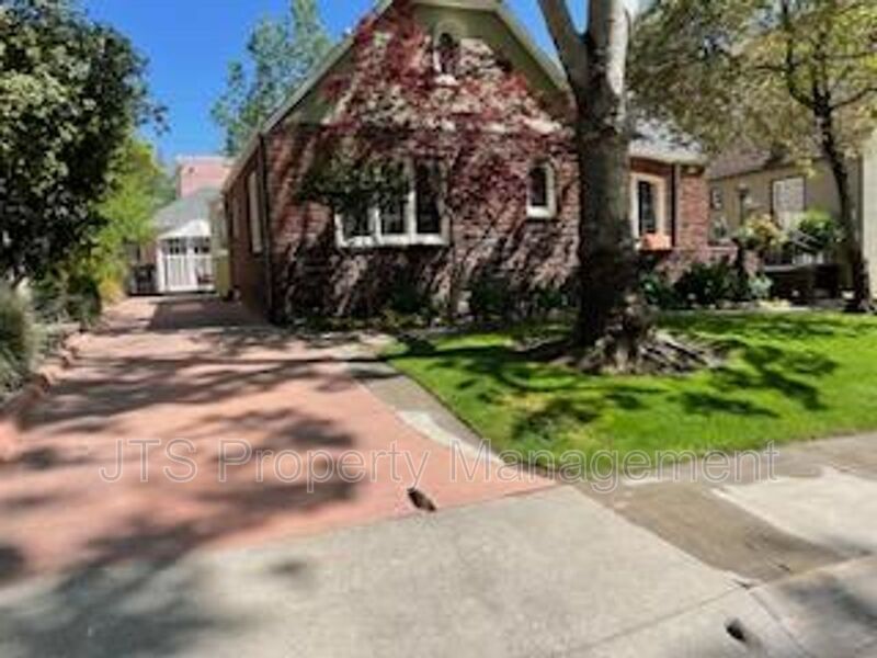 Foto principal - 937 Sonoma Way
