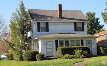 Building Photo - 447-449 Cline Ave