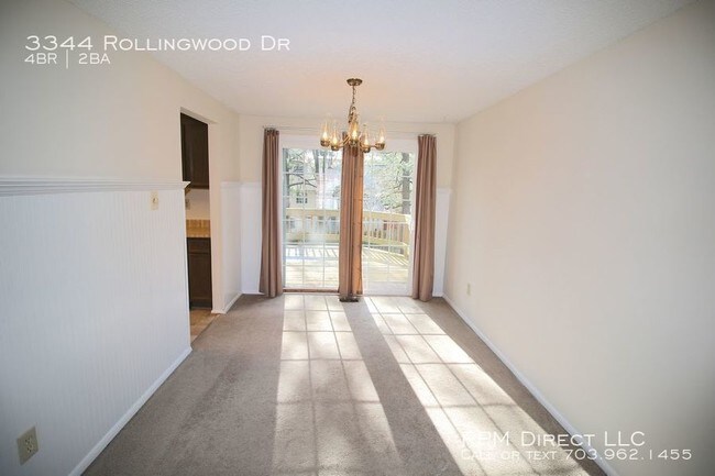 Building Photo - Single Family Home with HUGE Backyard!