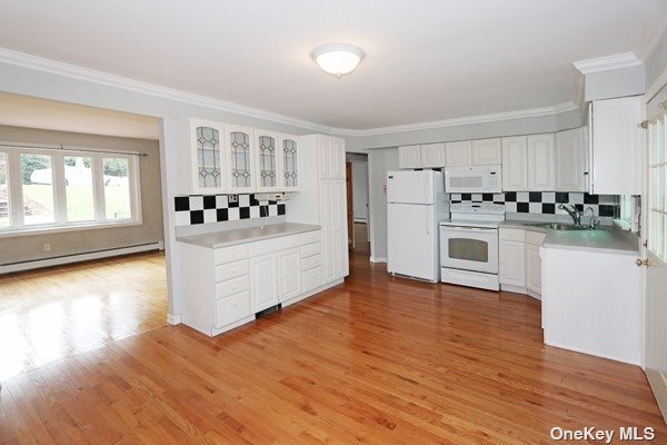 Building Photo - 72 Bayberry Dr