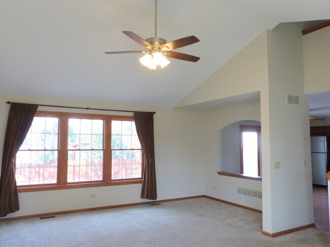 Living Room - 2114 Wyndham Lakes Ct House