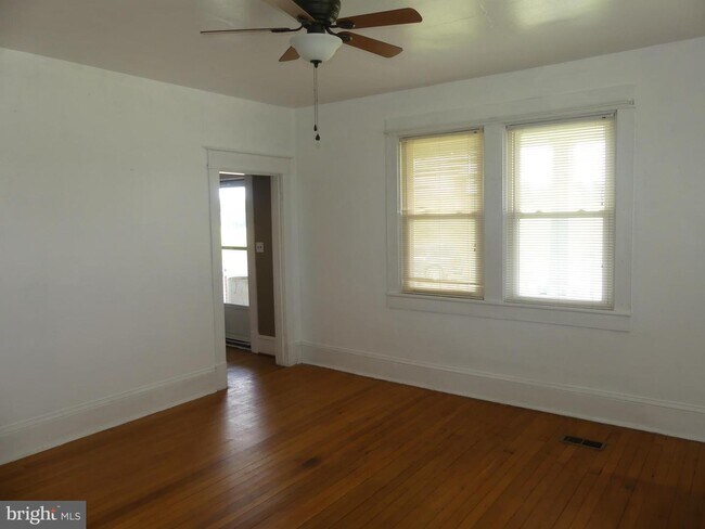 Foto del edificio - 792 Willis Rd