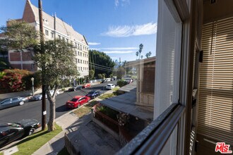 Building Photo - 1420 Alvarado Terrace