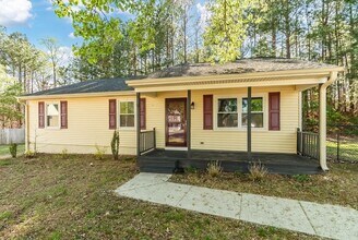 Building Photo - 8 Pedder Ct