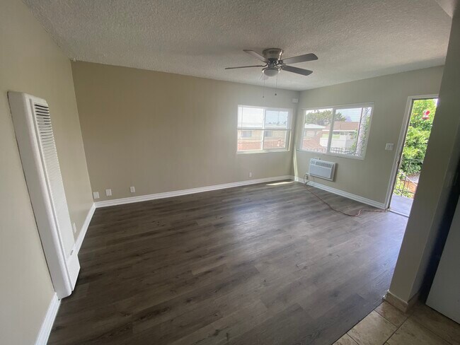 sala de estar - 6230 Milton Ave