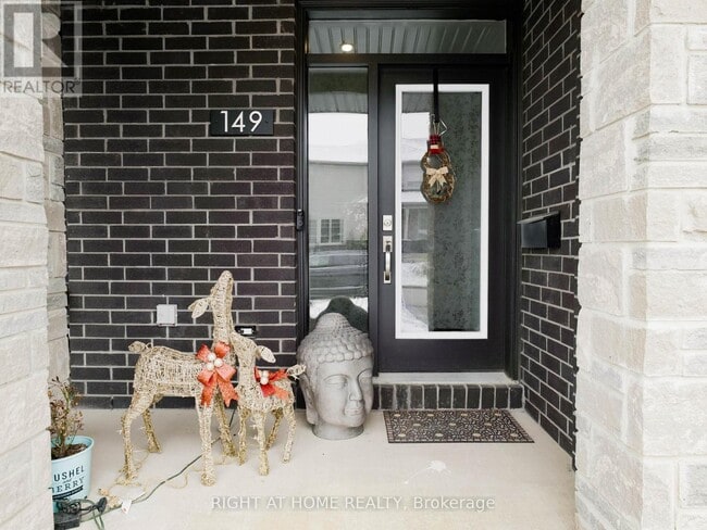 Photo du bâtiment - 149 Wabikon Cres